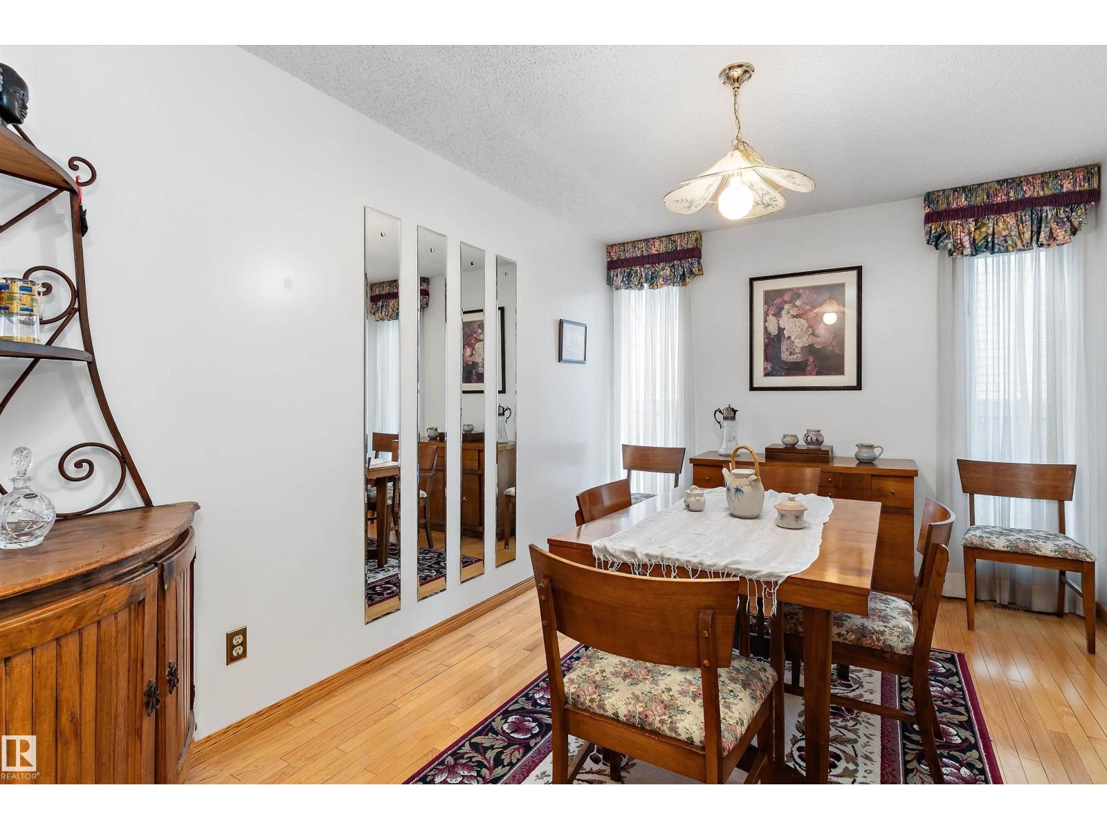 1048 105 ST NW - 25