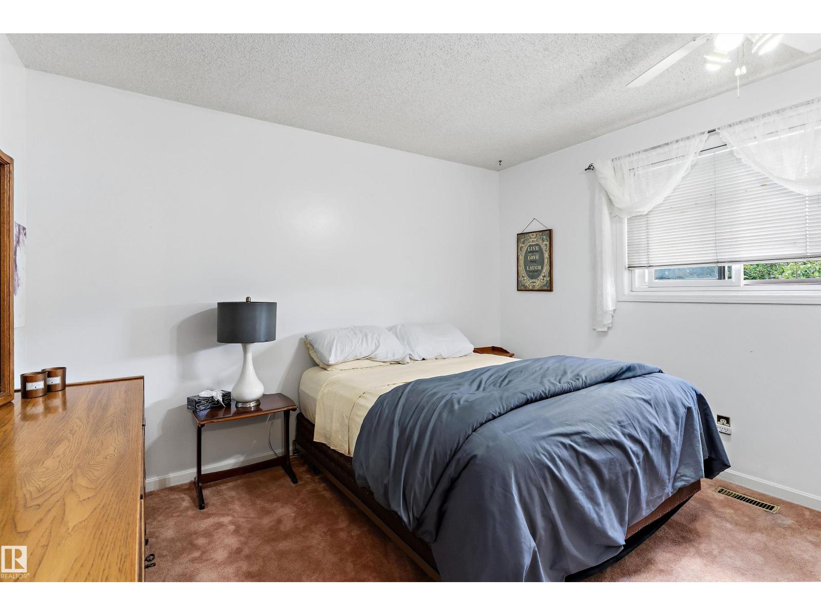 1048 105 ST NW - 29
