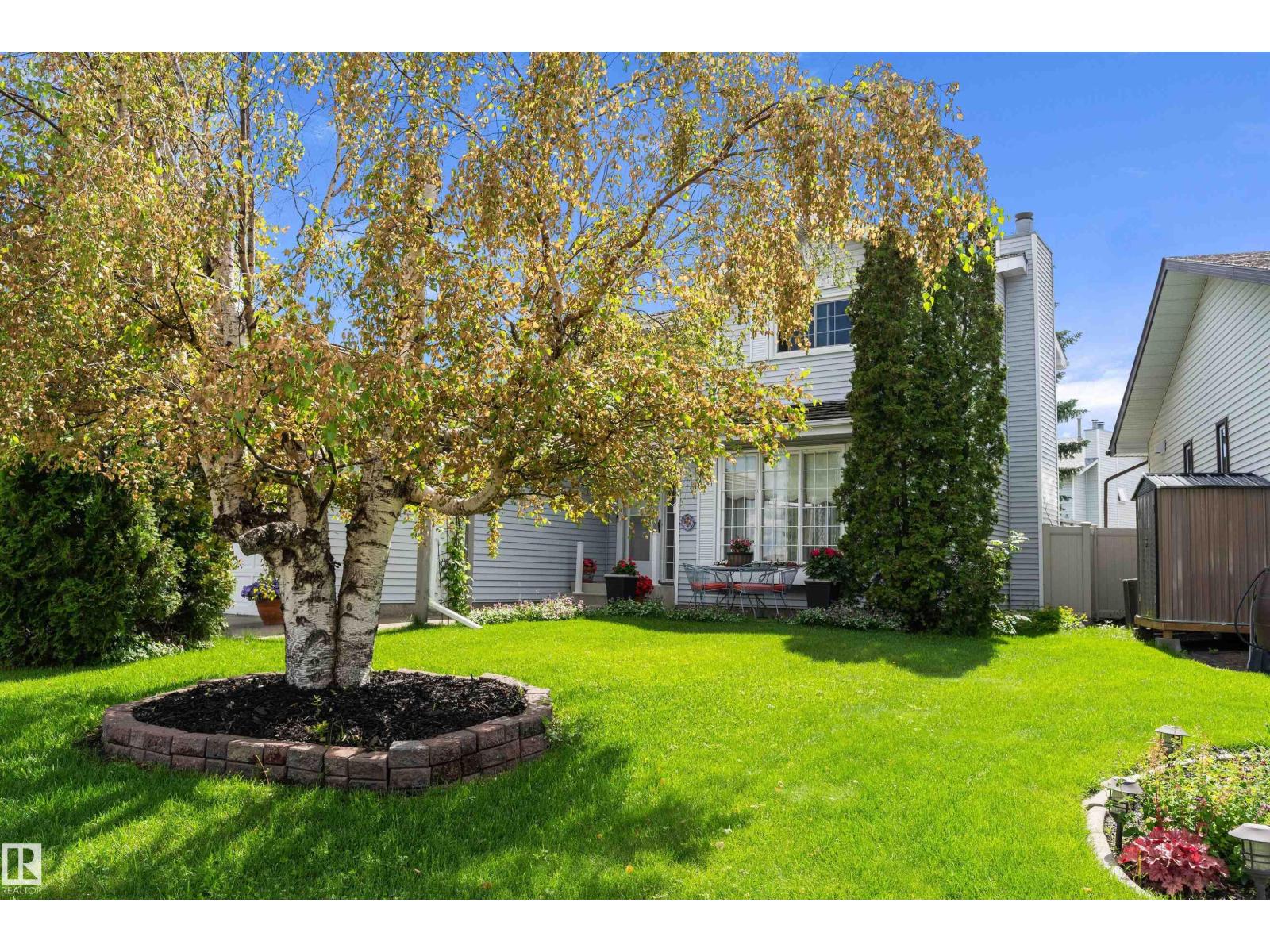 1048 105 ST NW - 4
