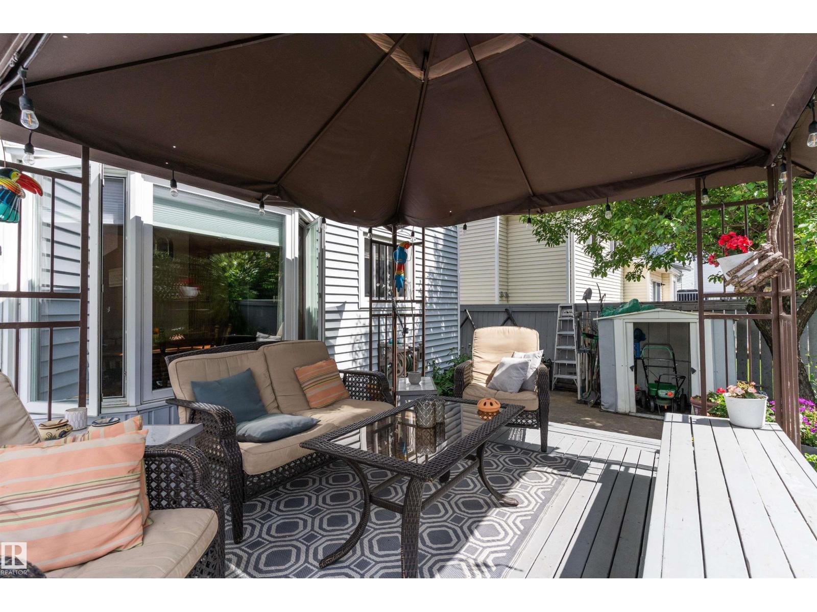 1048 105 ST NW - 44