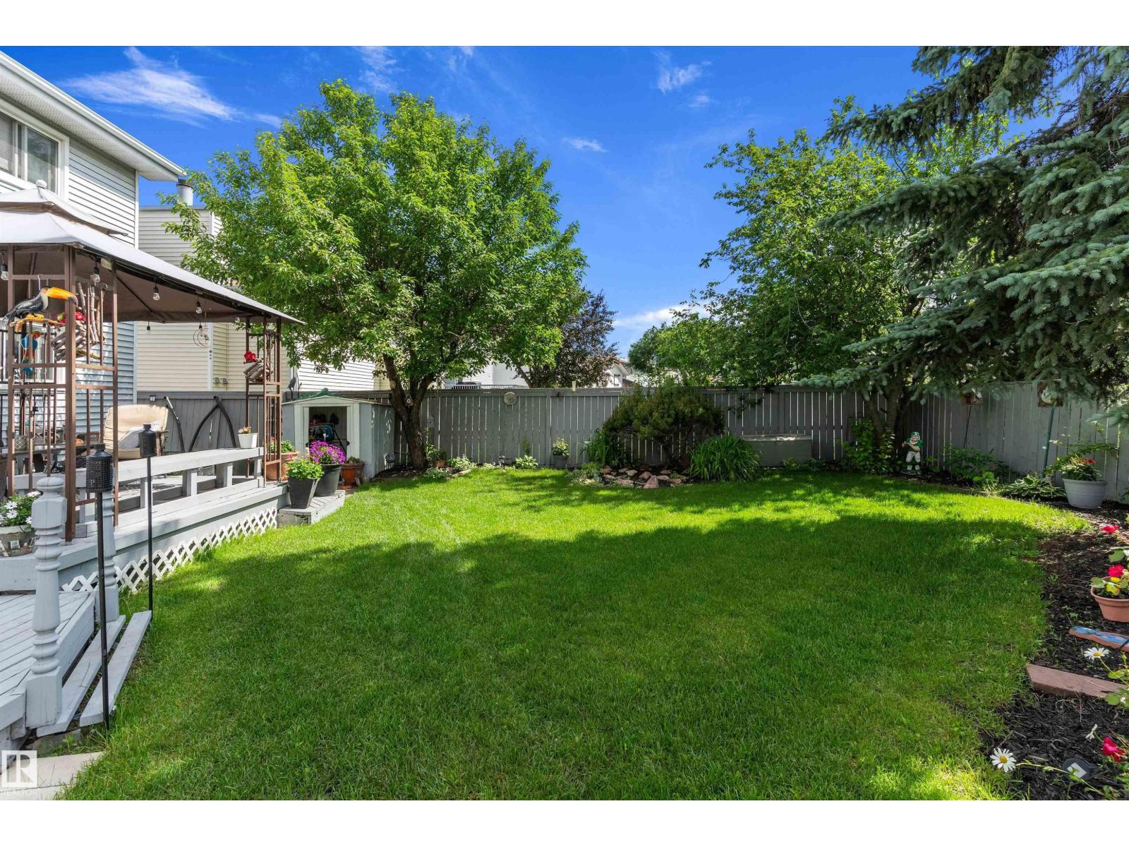 1048 105 ST NW - 46