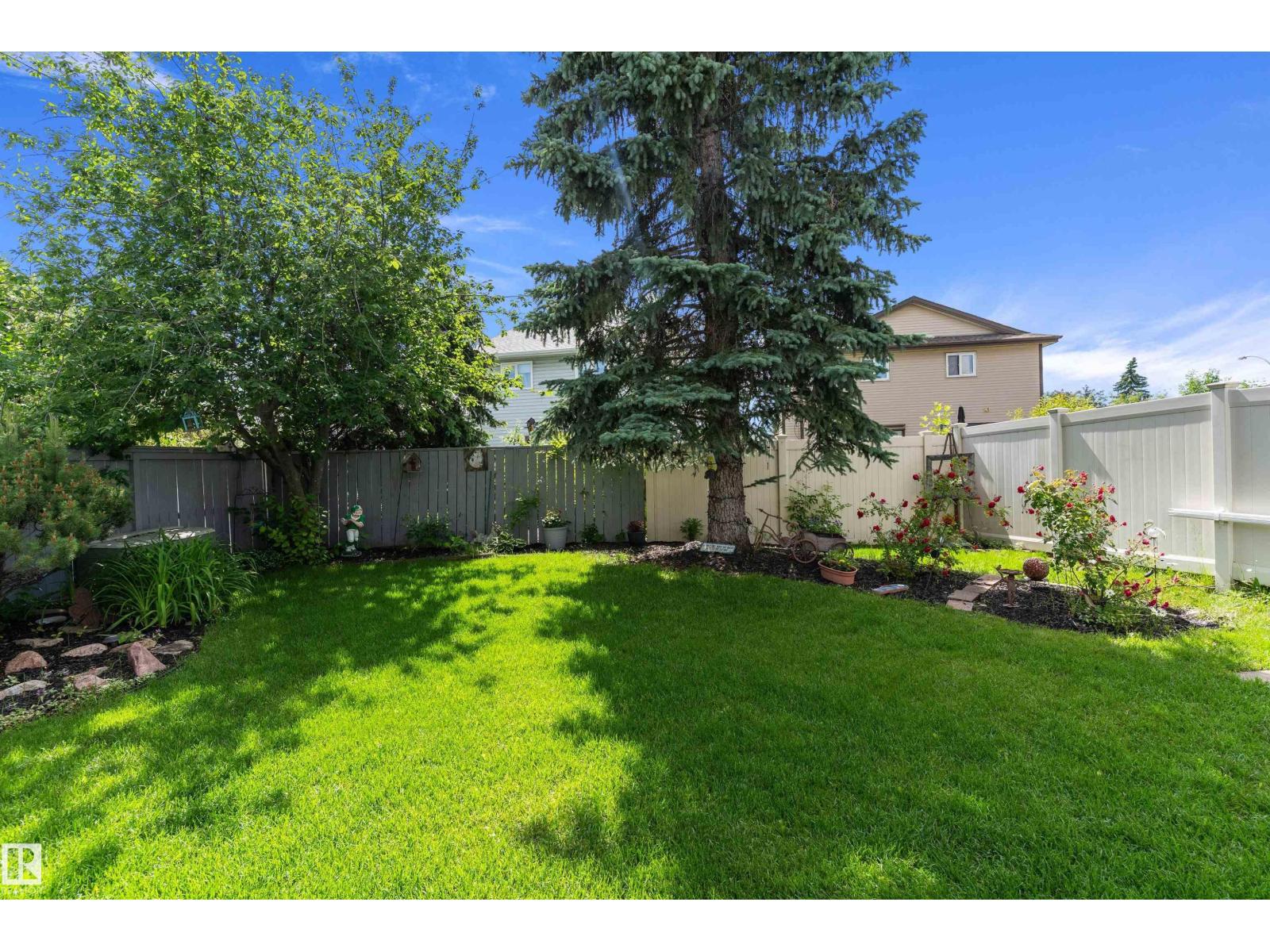 1048 105 ST NW - 47
