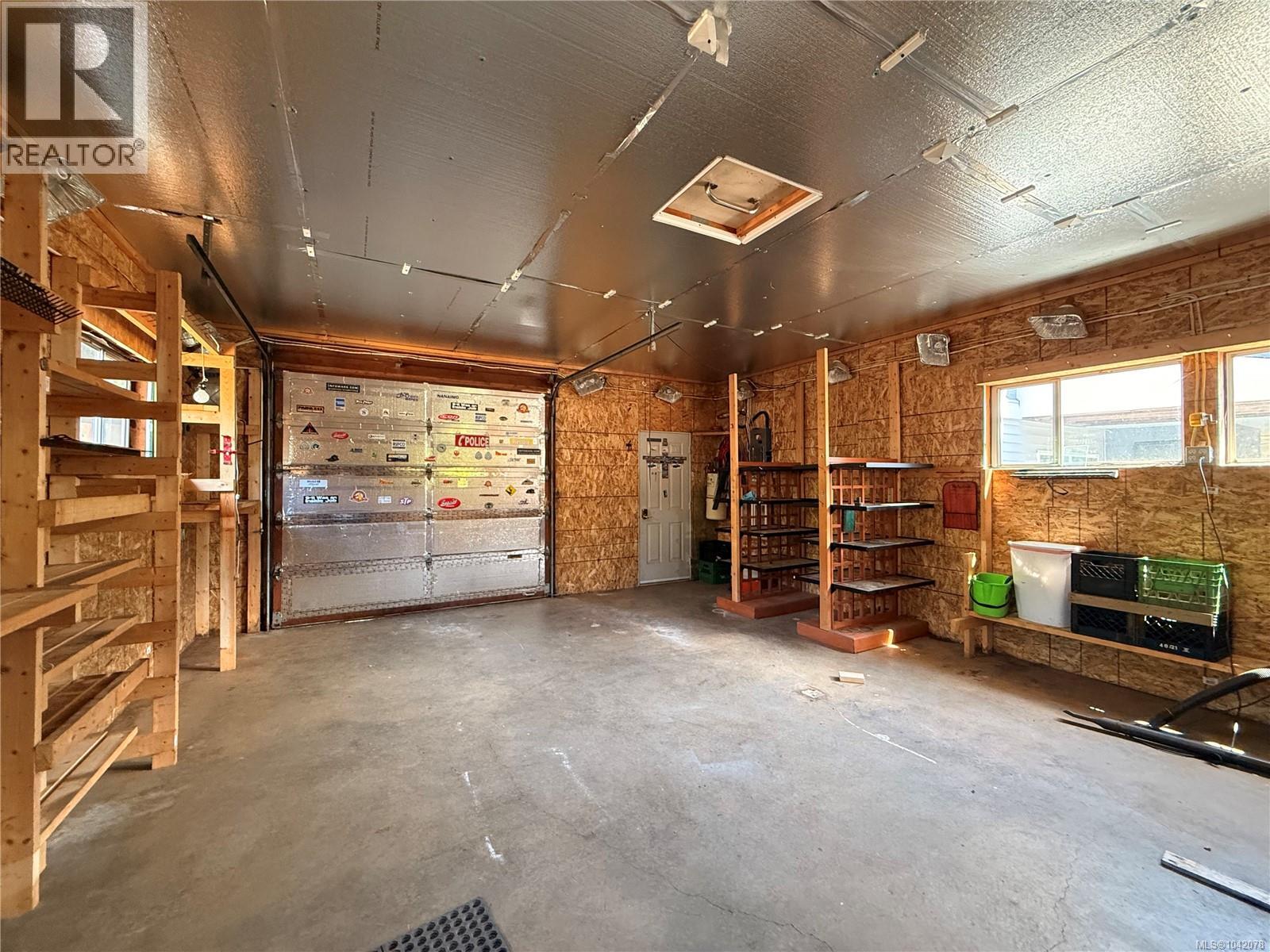 3575 Uplands Dr - 14