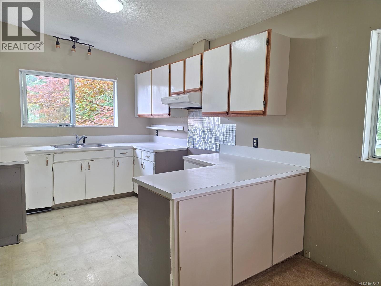 5150 Compton Rd, Port Alberni