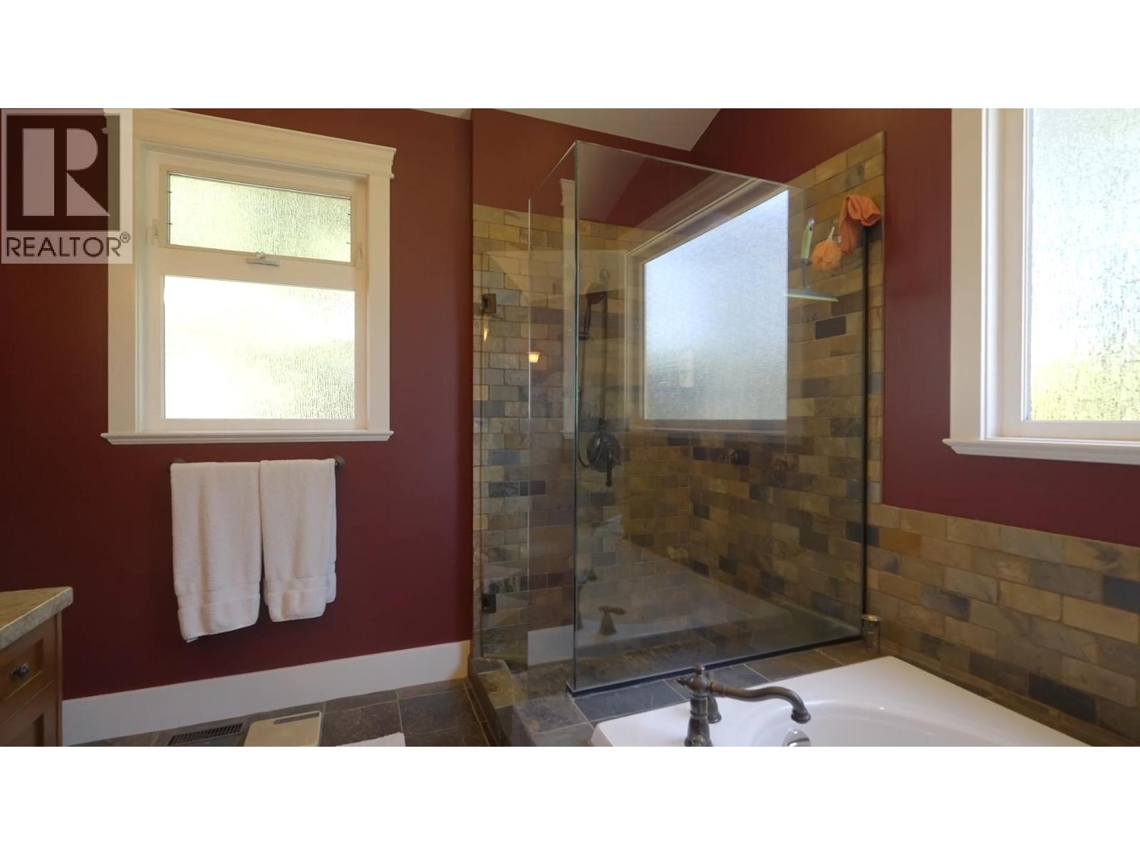 8760 FAIRDELL CRESCENT, Richmond