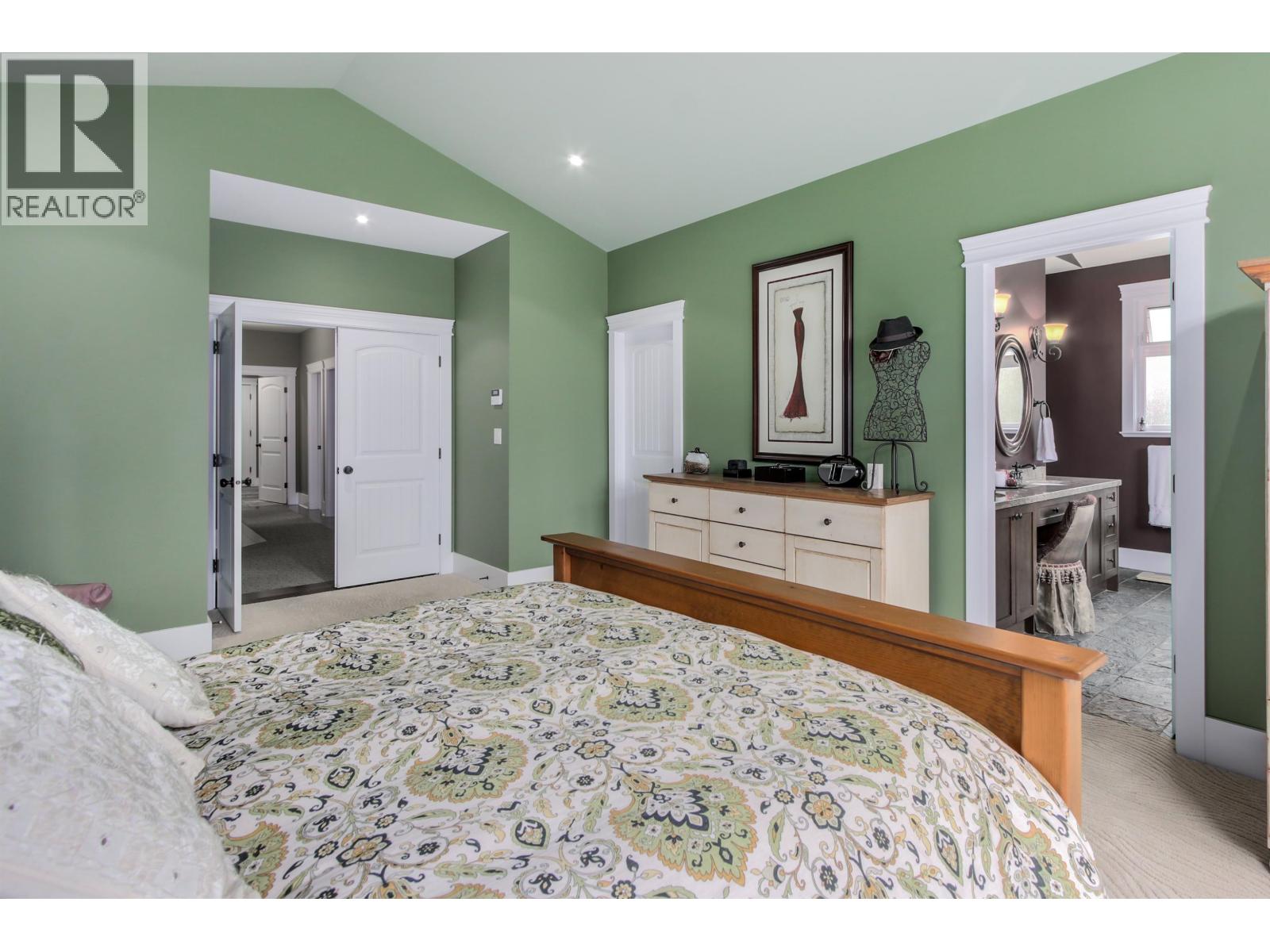 8760 FAIRDELL CRESCENT, Richmond