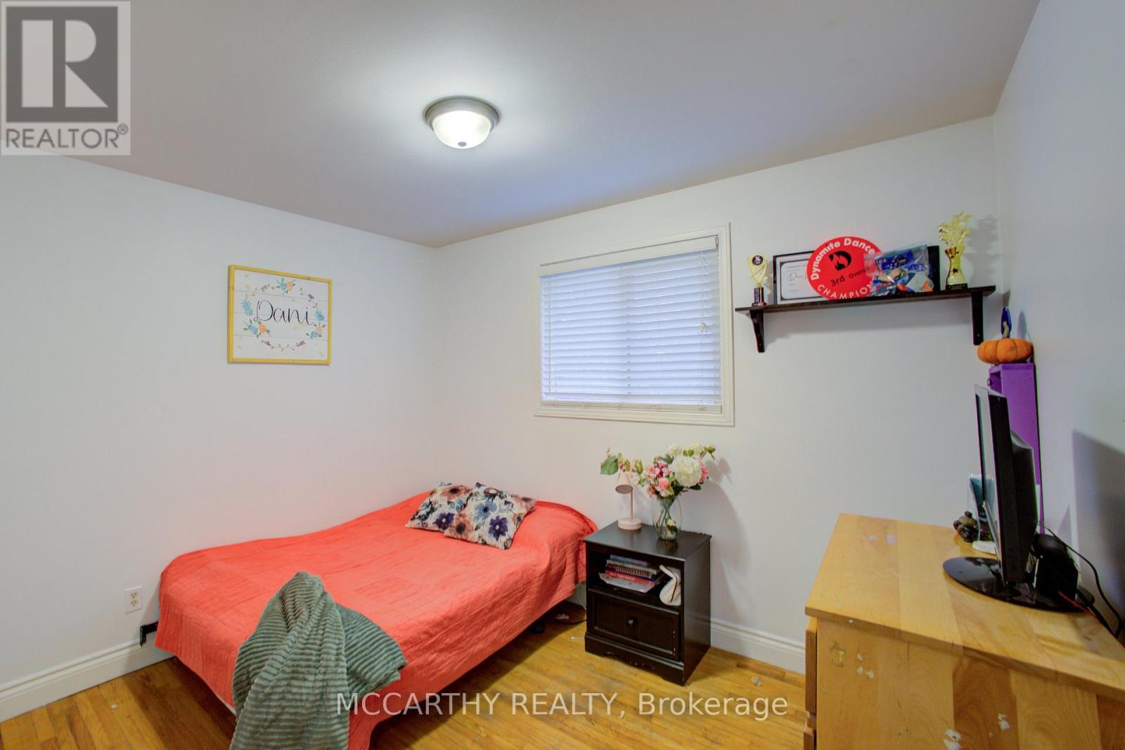 124 MURIEL STREET - 16