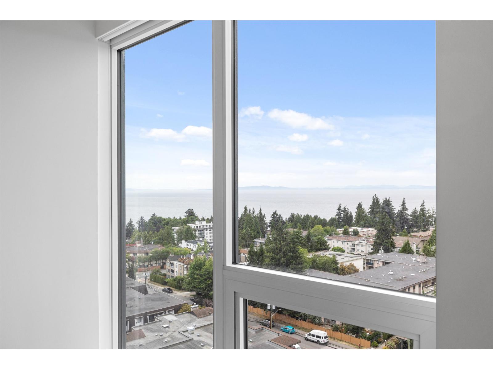 1005 1475 FOSTER STREET, White Rock