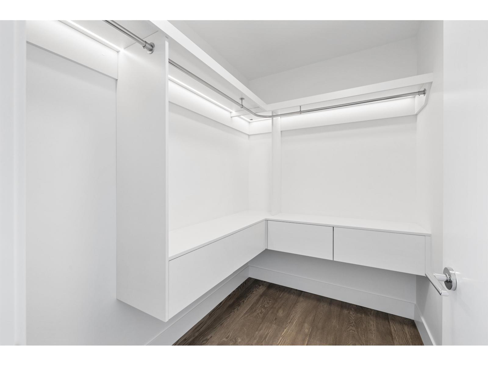 1005 1475 FOSTER STREET, White Rock