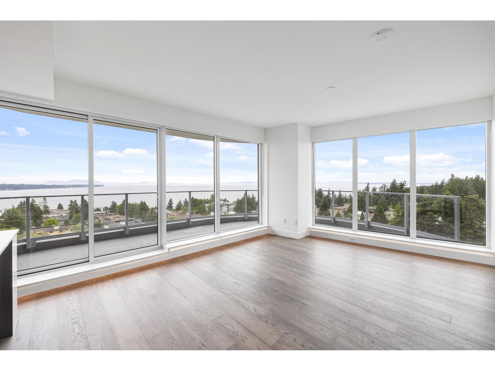 1005 1475 FOSTER STREET, White Rock