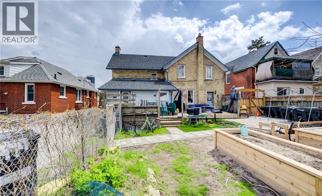 46 SHANLEY Street - 11