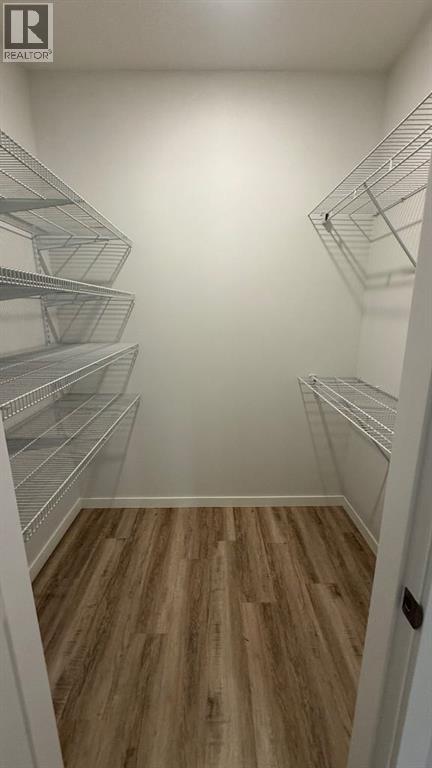 501 5 Street W - 21