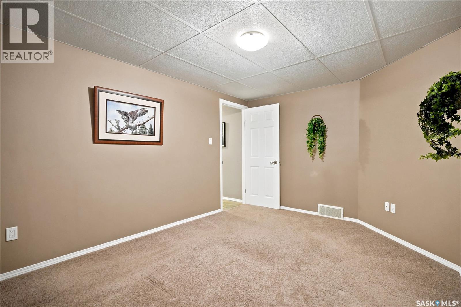 3039 CRANBOURN CRESCENT — photo 37