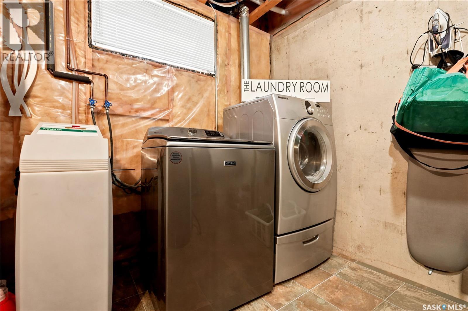 3039 CRANBOURN CRESCENT — photo 40