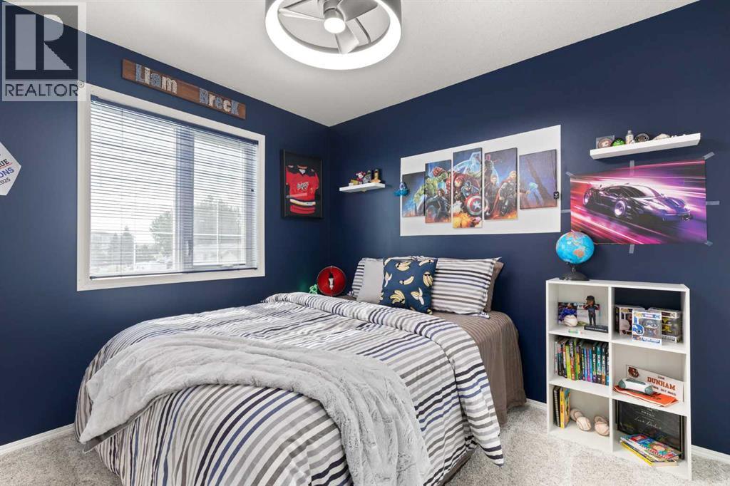 2395 Hawthorne Avenue NE — photo 25