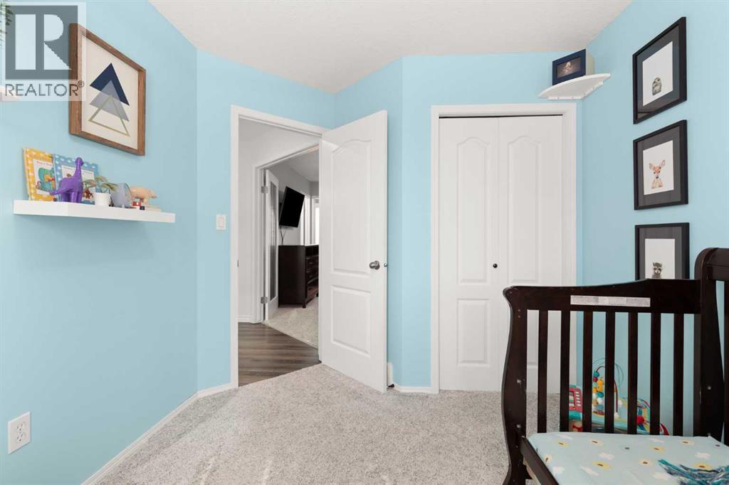 2395 Hawthorne Avenue NE — photo 23