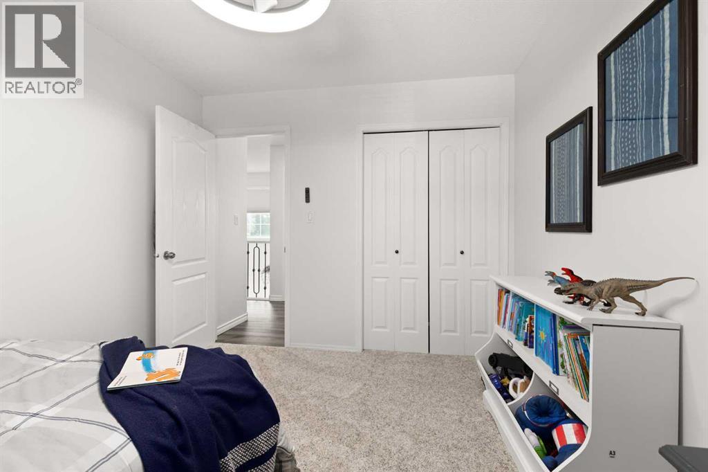 2395 Hawthorne Avenue NE — photo 28
