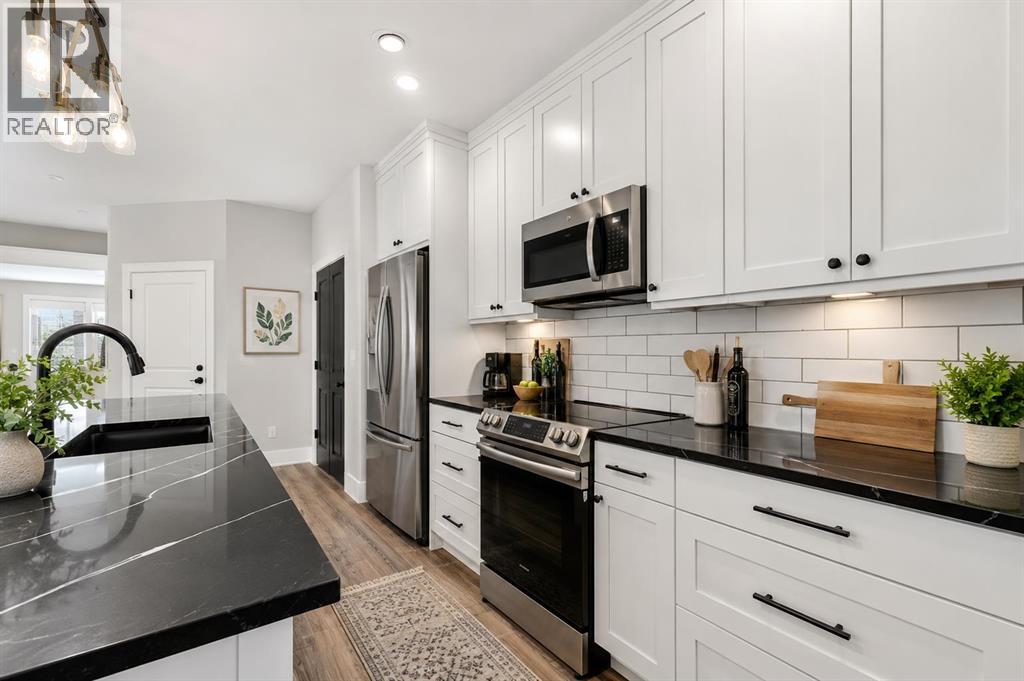 #2 610 4 Avenue SW - 10