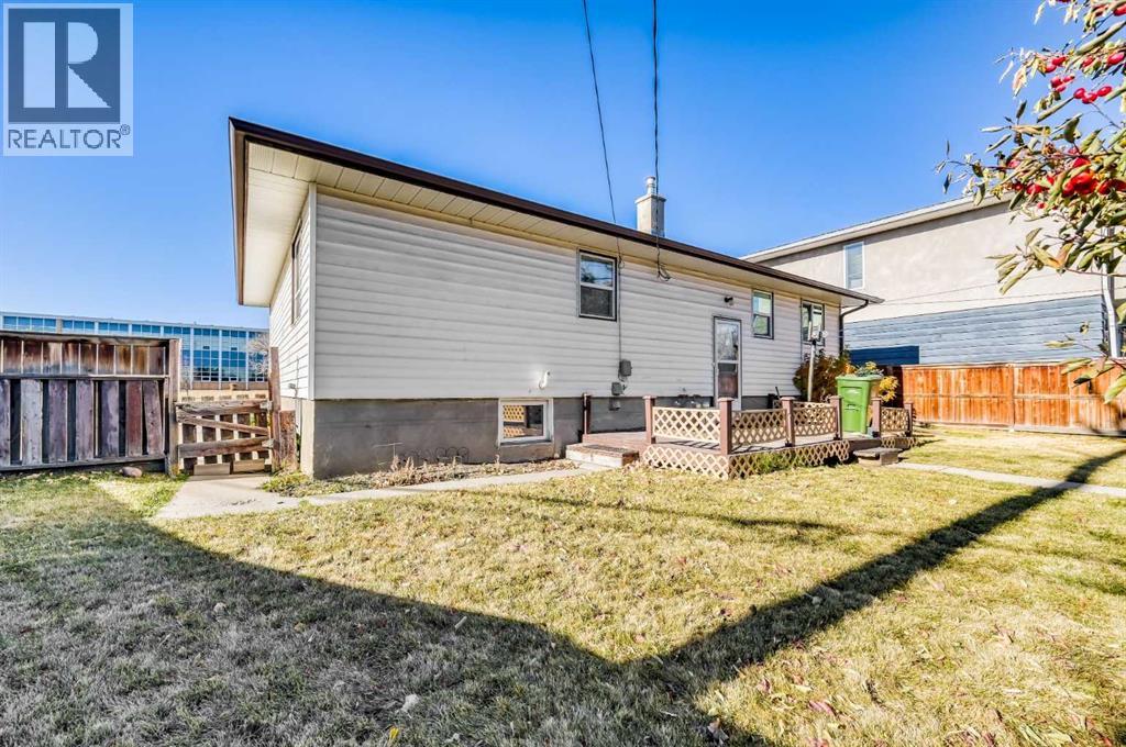 3452 37 Street SW - 5