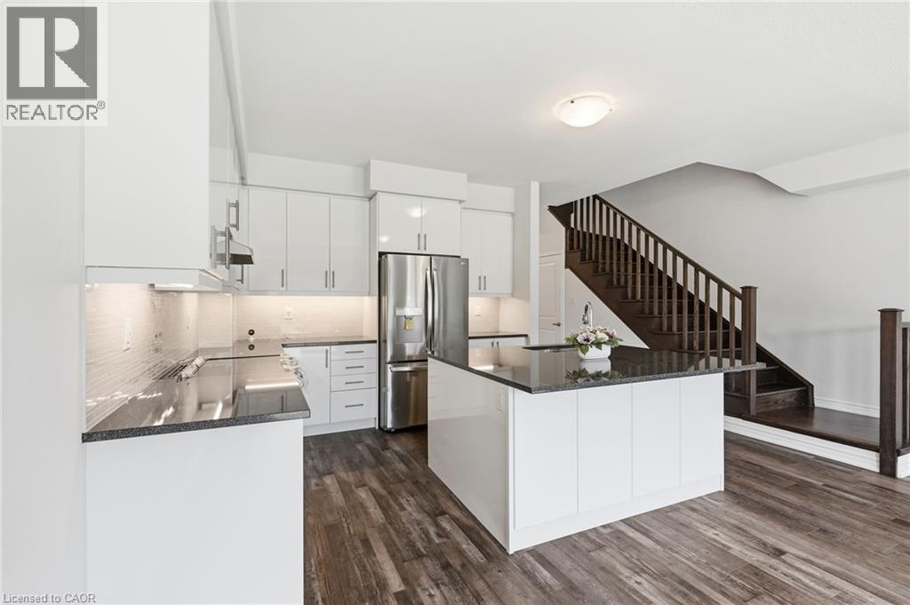 33 ADMIRAL Road - 18