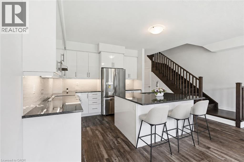 33 ADMIRAL Road - 19