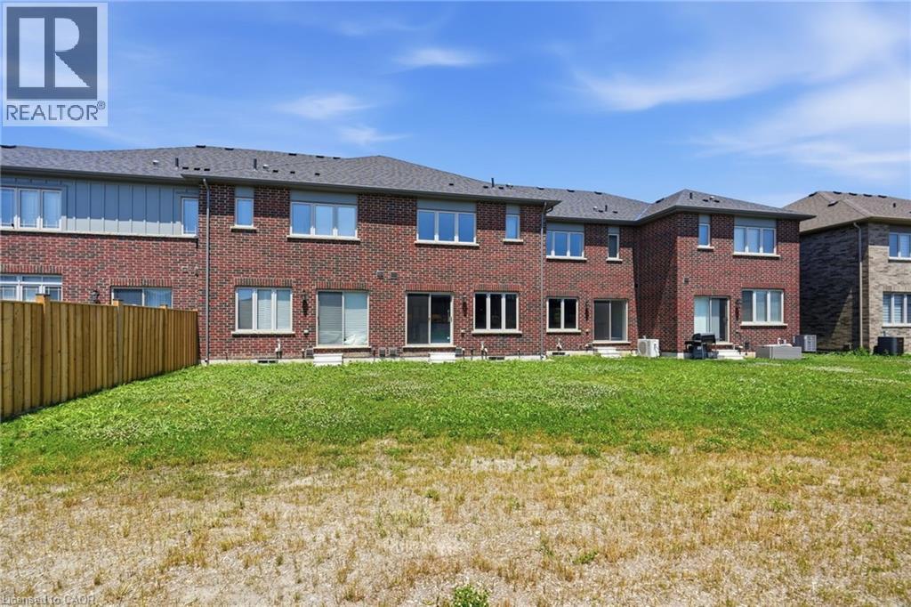 33 ADMIRAL Road - 43