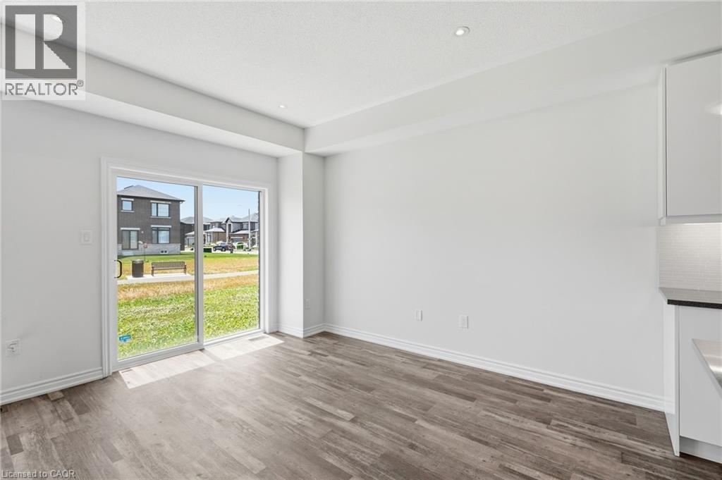 33 ADMIRAL Road - 9