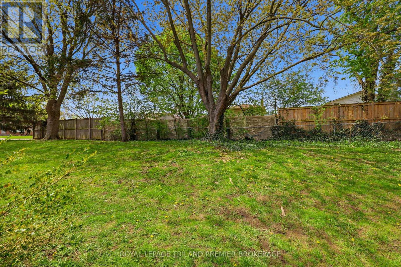 #4 135 BELMONT DRIVE - 33