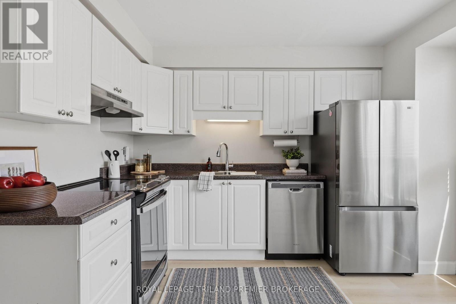 #4 135 BELMONT DRIVE - 5