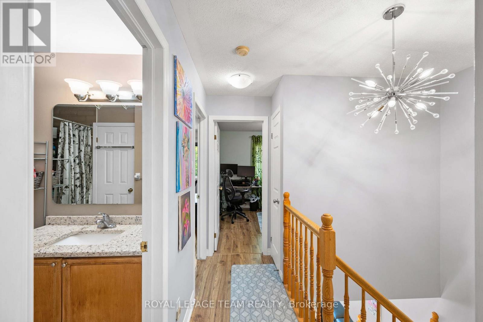 193 THORNBURY CRESCENT - 23