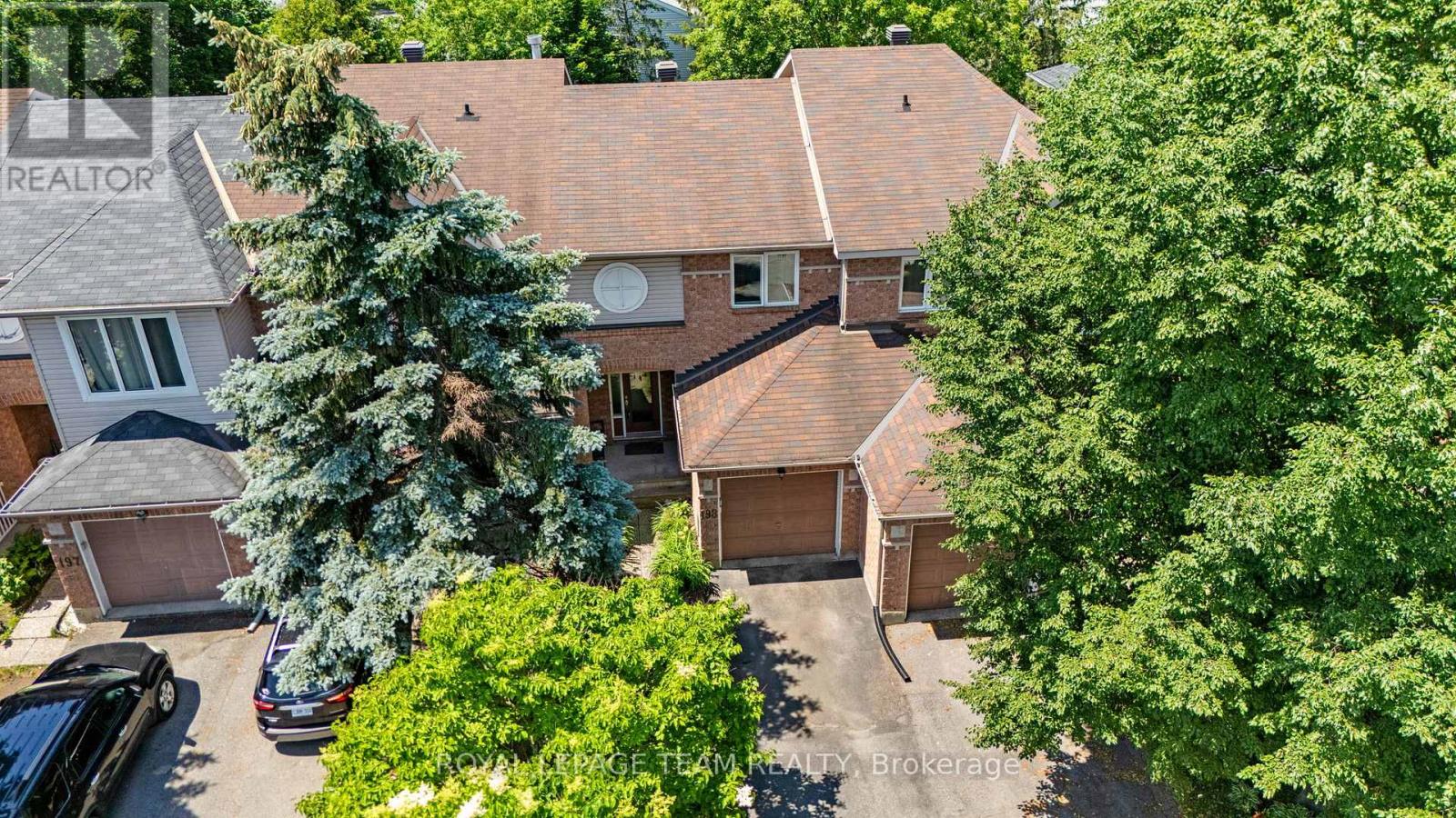 193 THORNBURY CRESCENT - 36