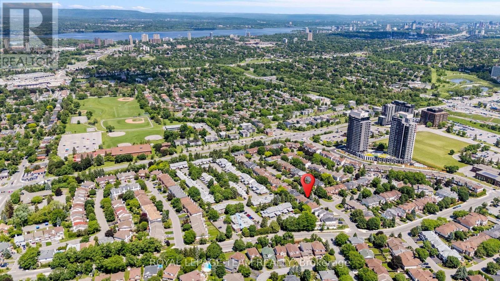 193 THORNBURY CRESCENT - 44