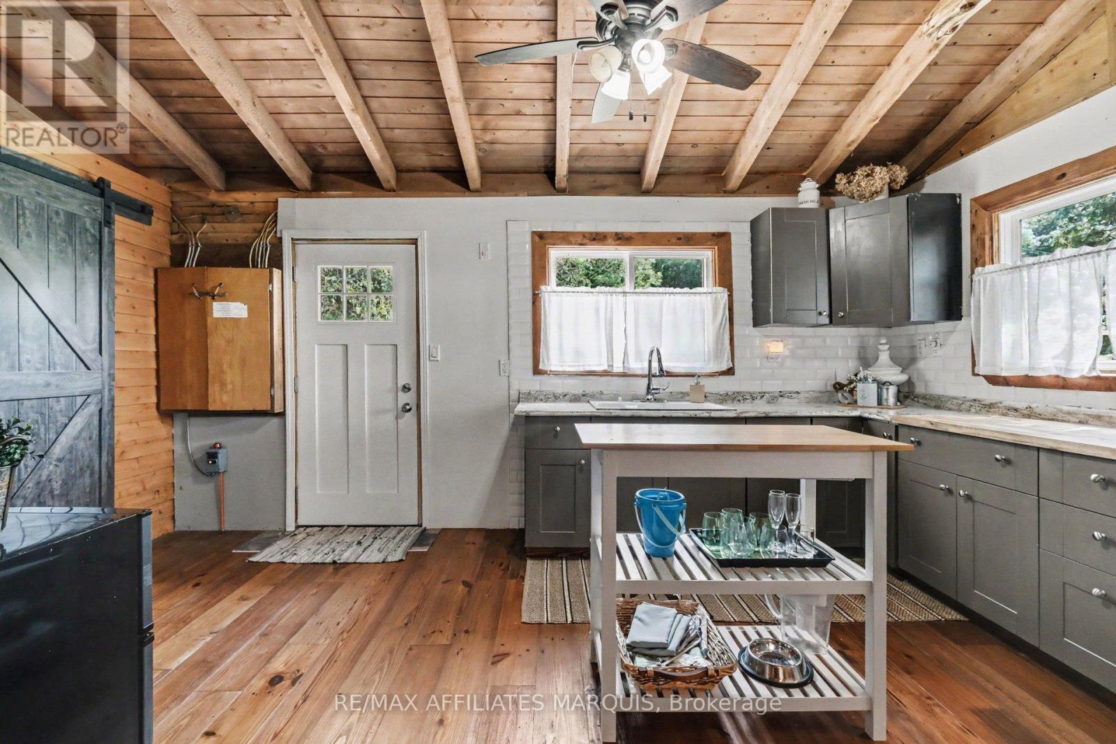 388 COTTAGE ROAD - 16