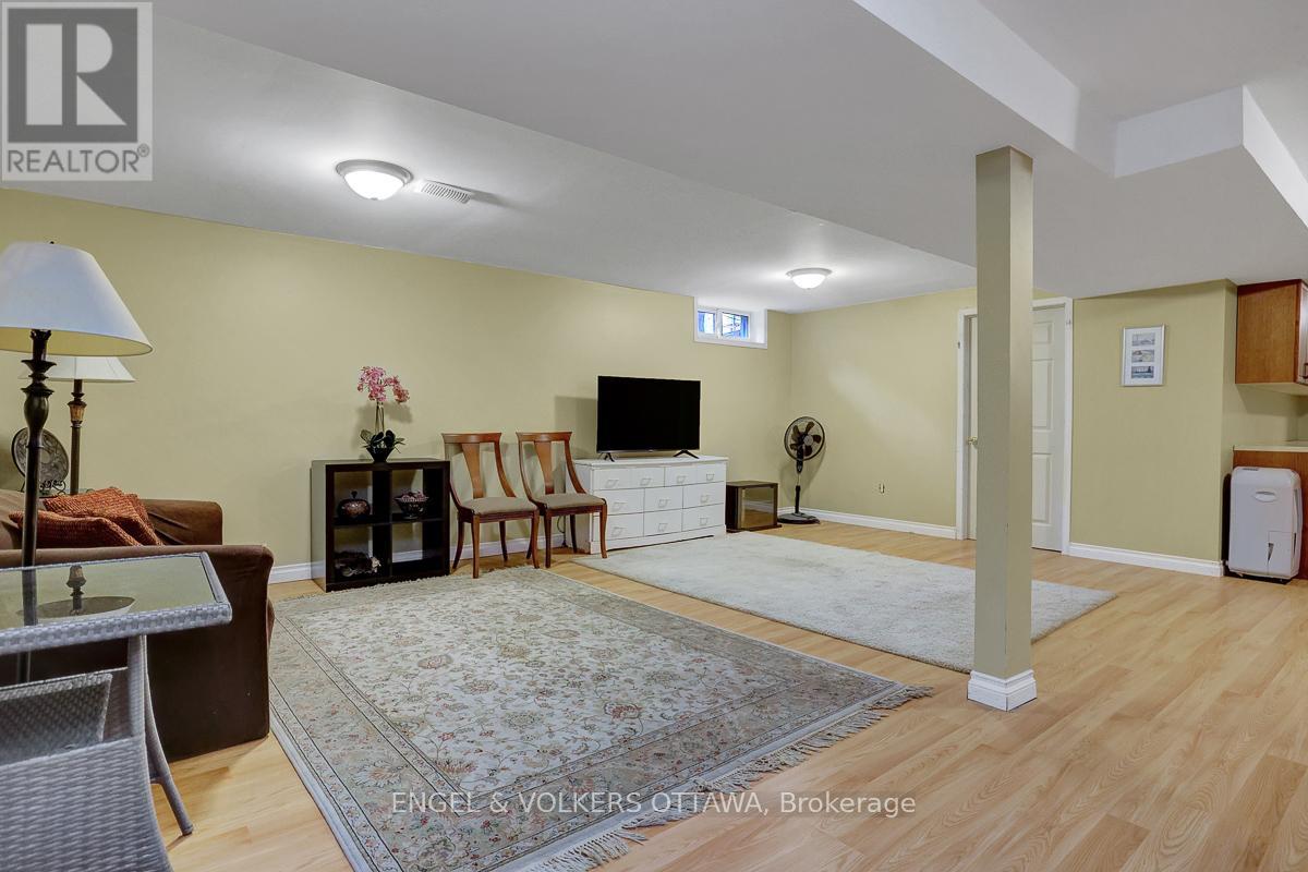 132 GREY STONE DRIVE - 32