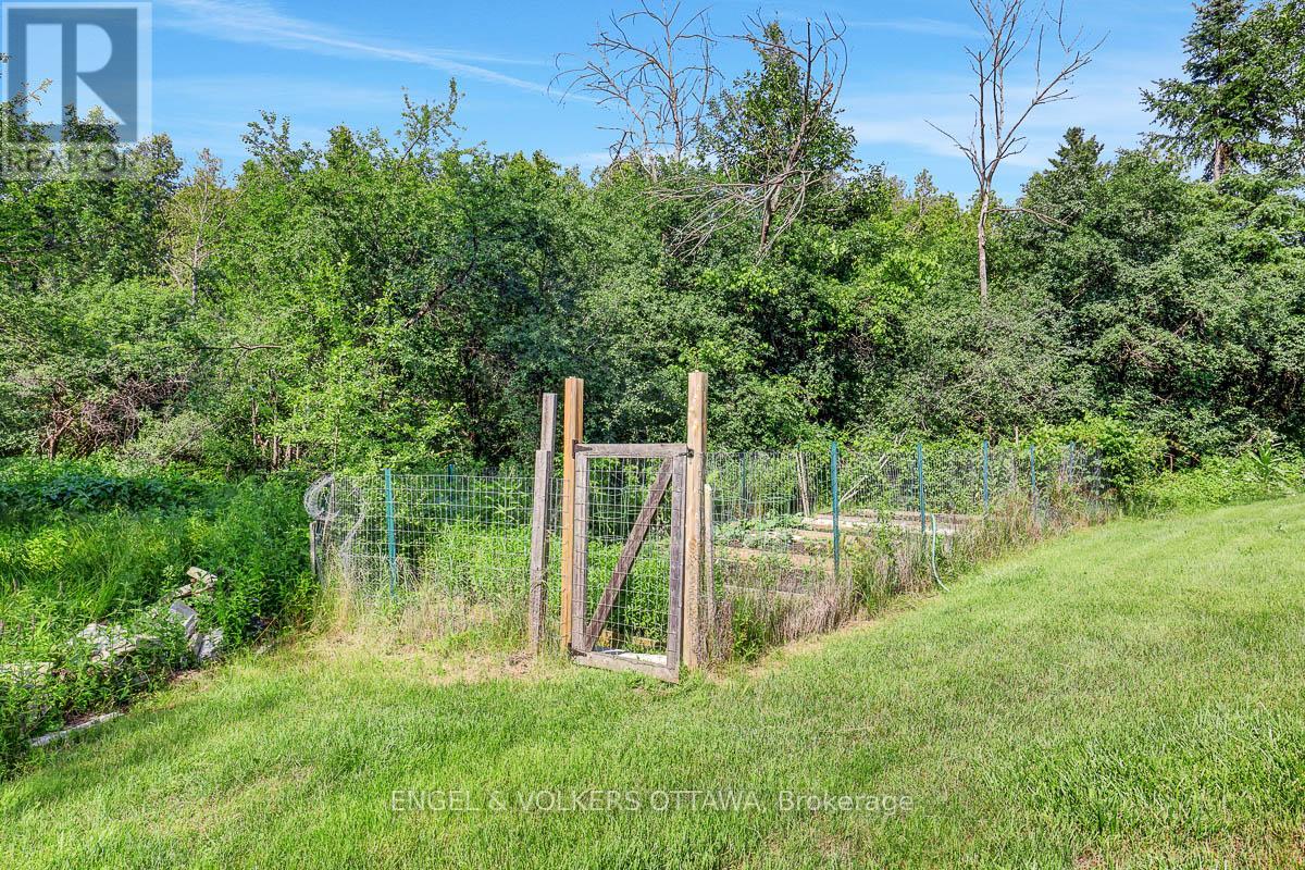132 GREY STONE DRIVE - 37