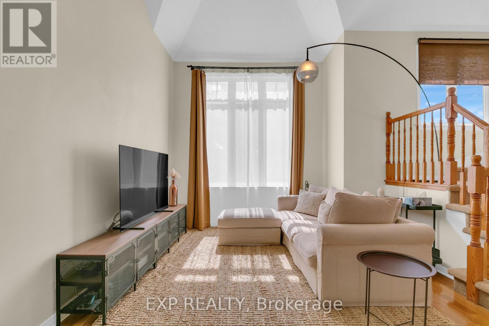 555 REARDON PRIVATE - 10