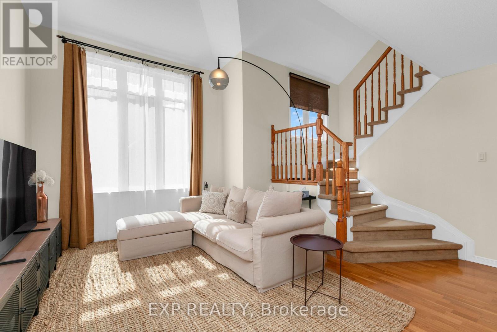 555 REARDON PRIVATE - 11