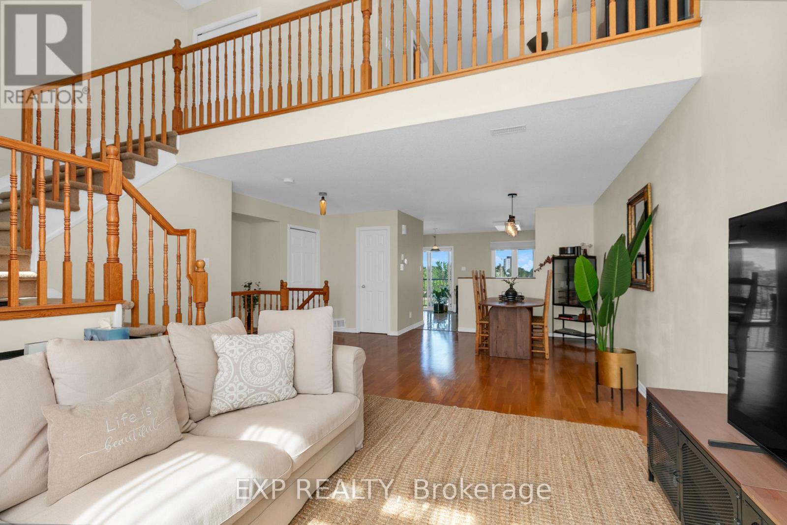 555 REARDON PRIVATE - 15