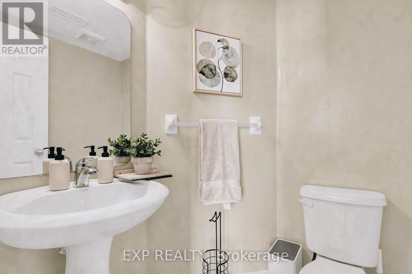 555 REARDON PRIVATE - 7