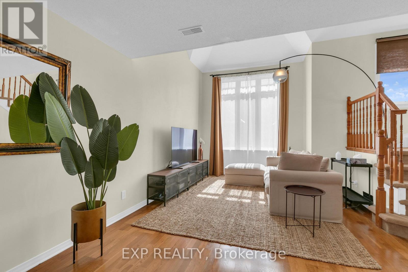 555 REARDON PRIVATE - 9