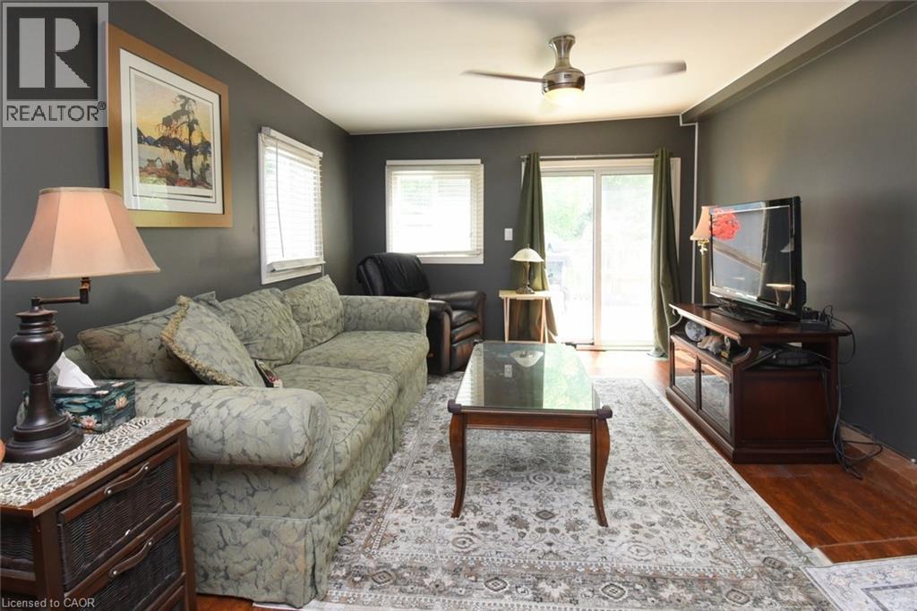 #41 2490 GOVERNORS Road - 13