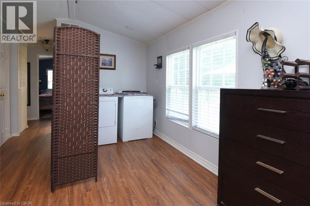 #41 2490 GOVERNORS Road - 23