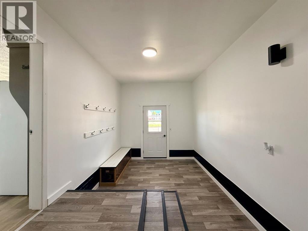 10202 99 Ave - 19