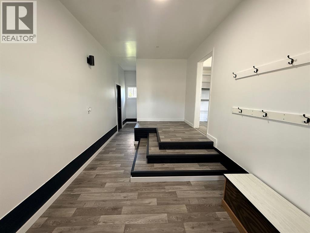 10202 99 Ave - 20