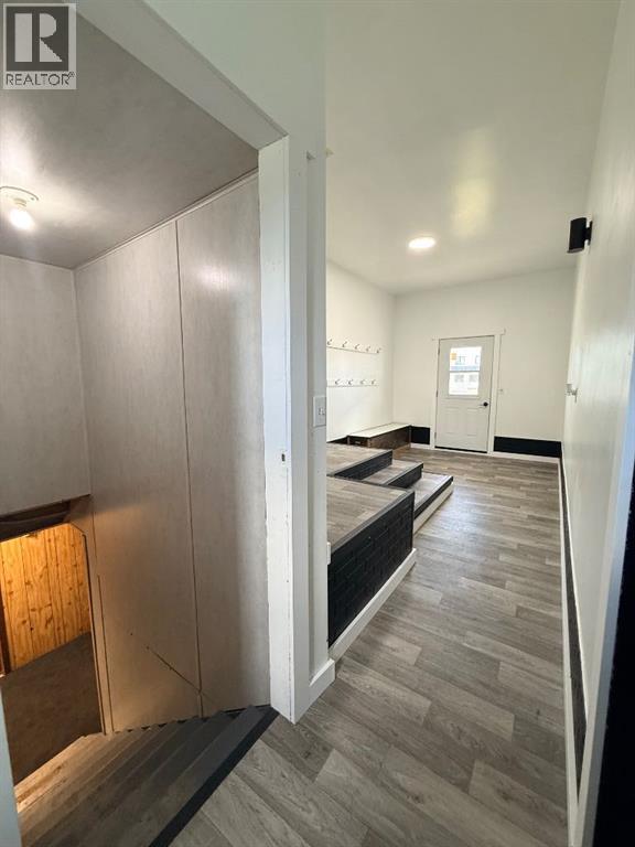 10202 99 Ave - 21