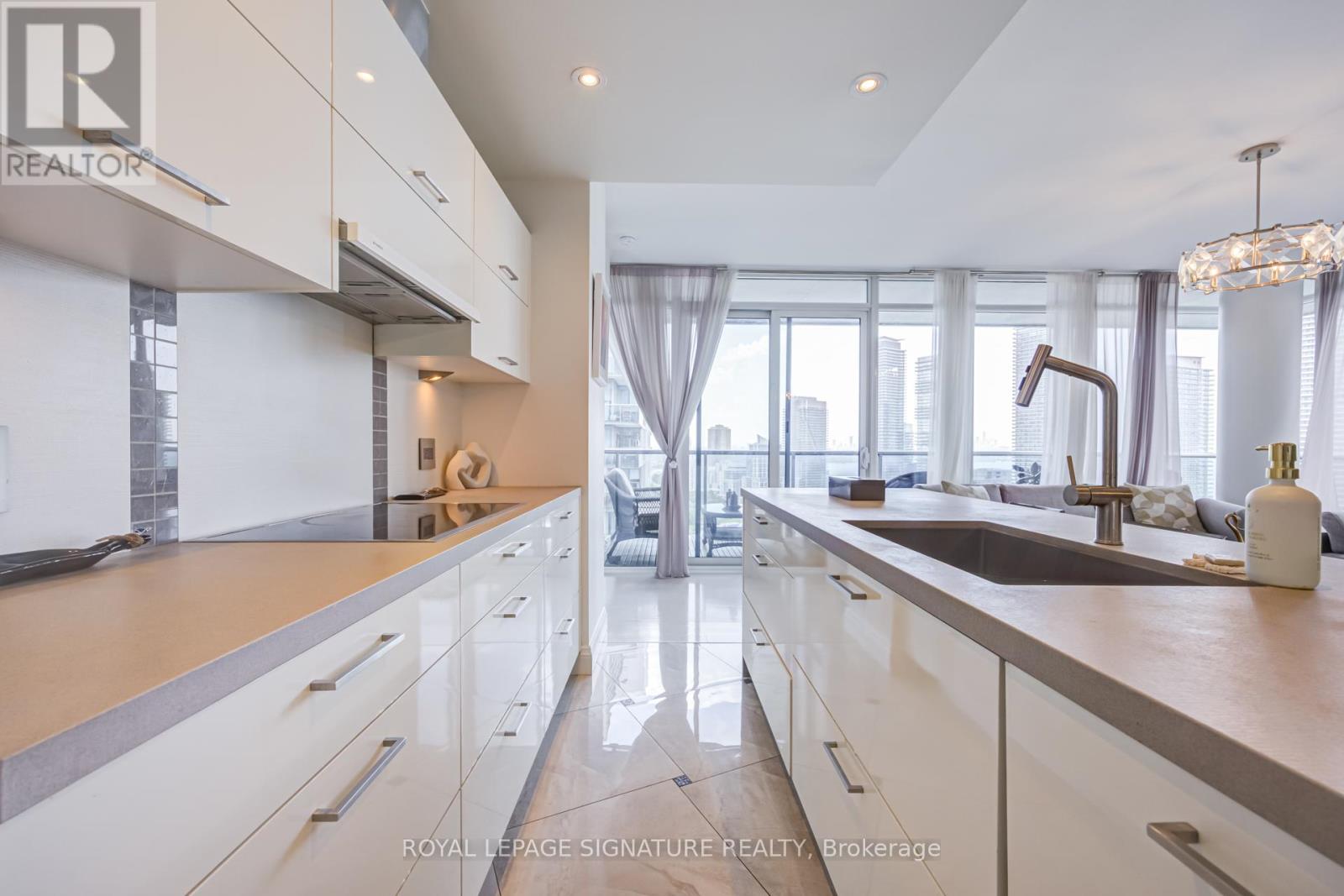 #2808 88 PARK LAWN ROAD - 14