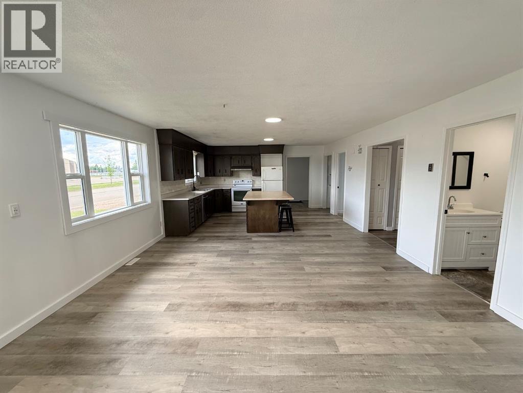 10202 99 Ave - 26