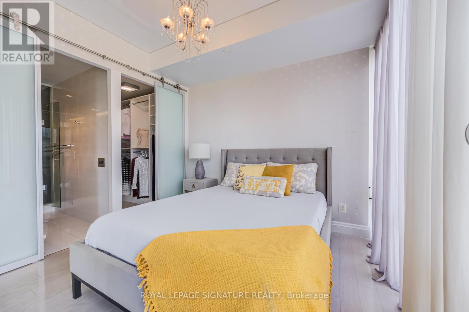 #2808 88 PARK LAWN ROAD - 26