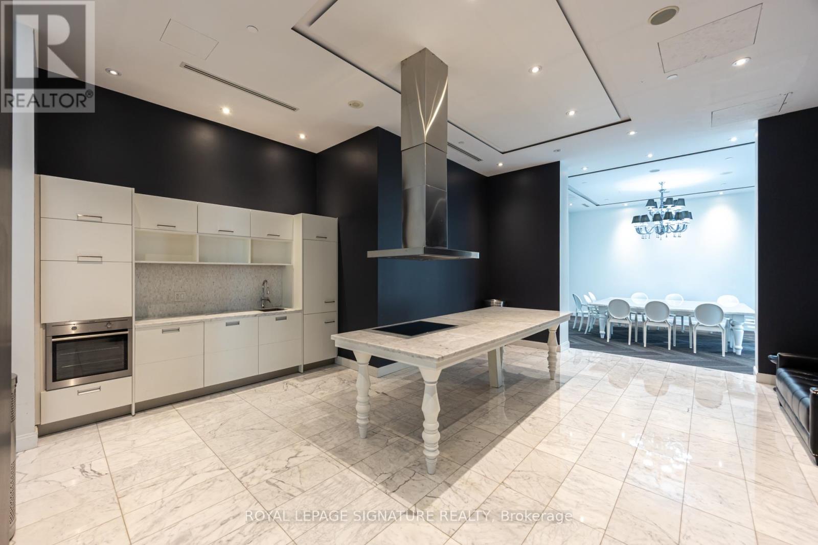 #2808 88 PARK LAWN ROAD - 41