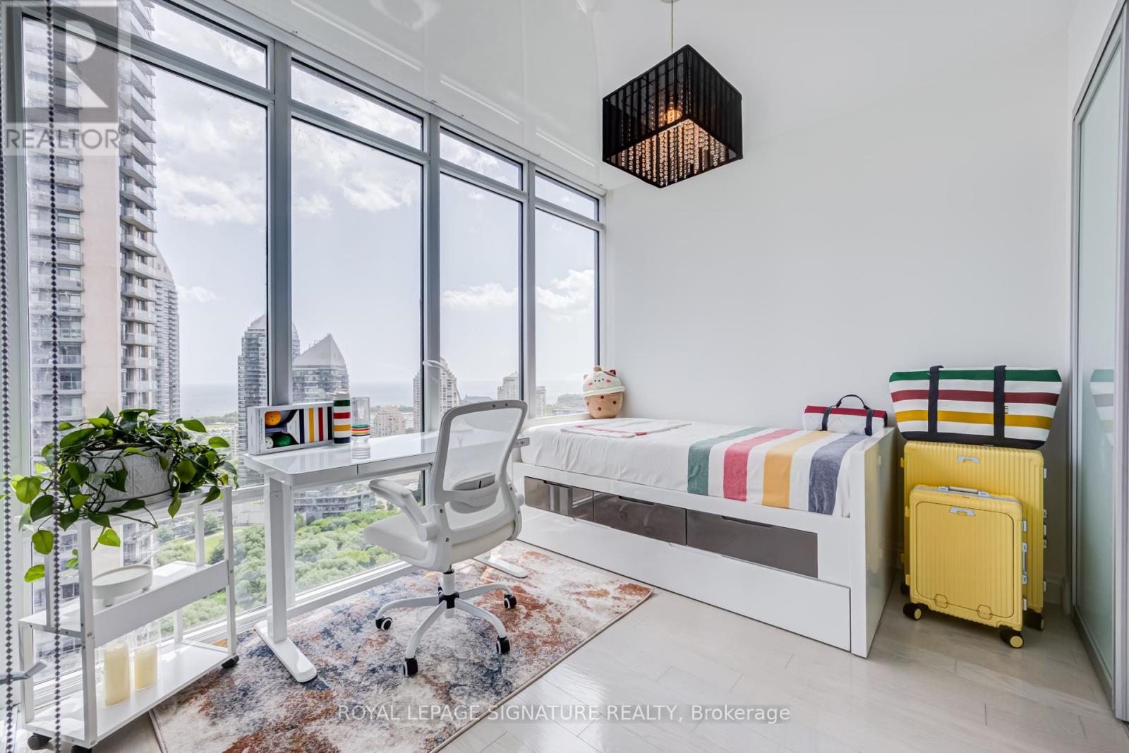 #2808 88 PARK LAWN ROAD - 32